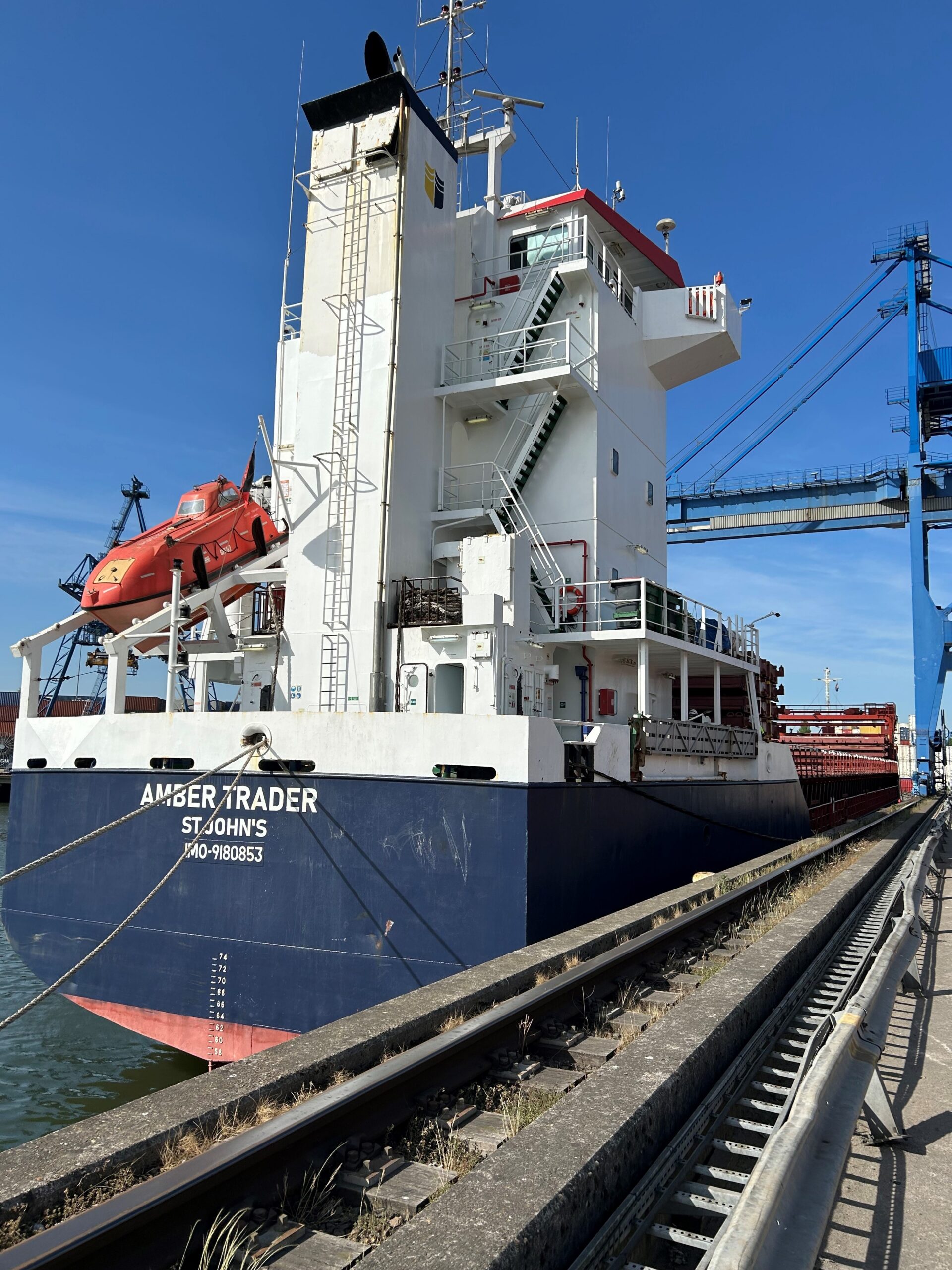 Amber Trader Baltic Express Line